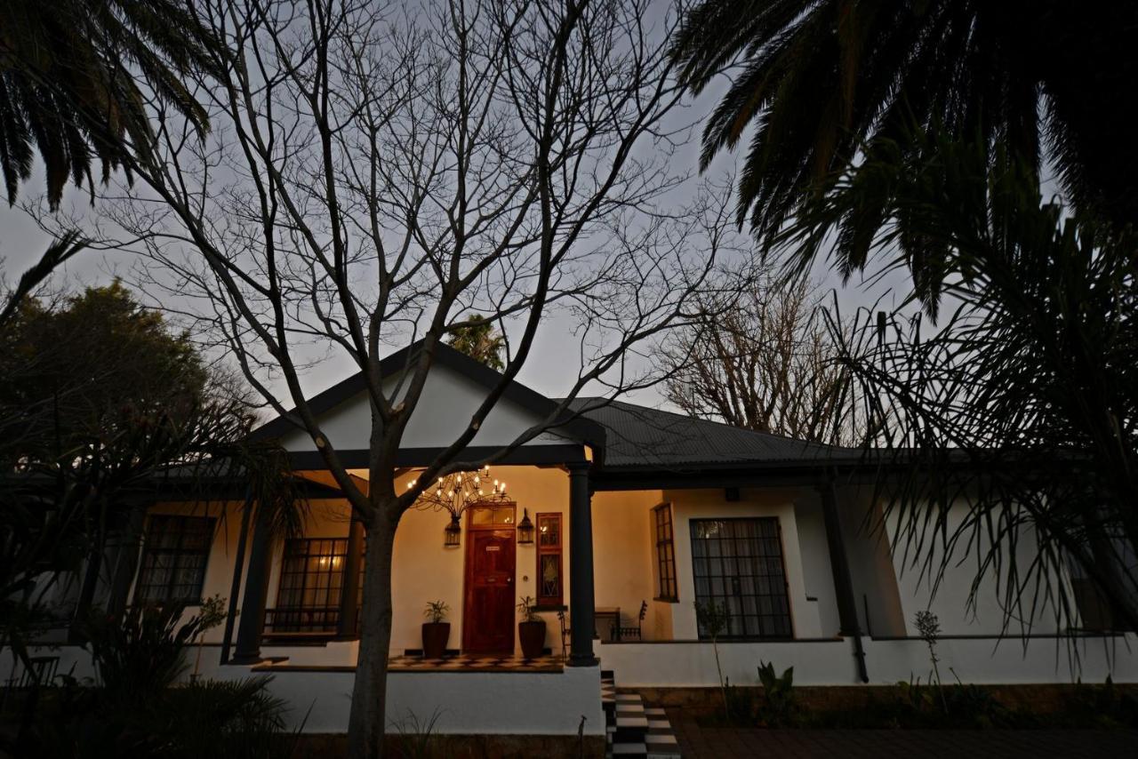 Milner House Kimberley Hotel Exterior photo